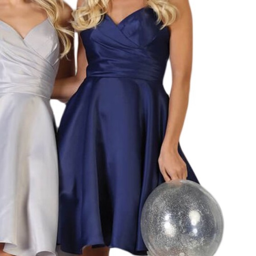 A blue statin May queen shirt dress.